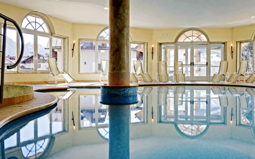 Hotel Canada 2
