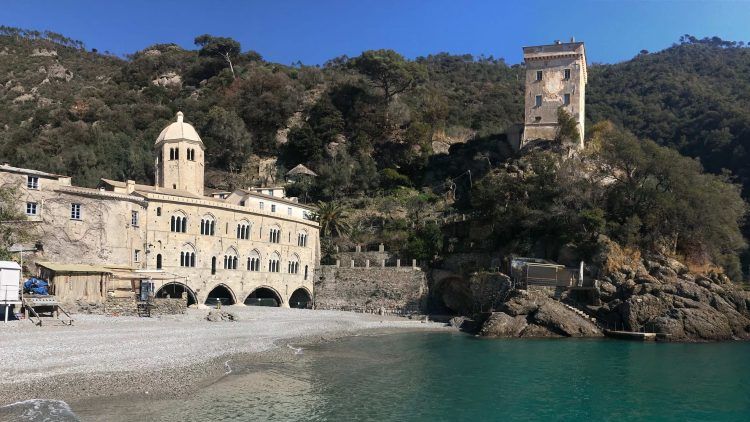 Viaggiamo ETLI Abbazia di San Fruttuoso angolo di paradiso sul mare di Portofino