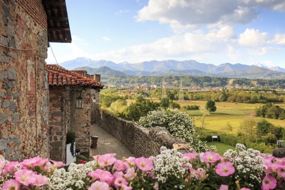 Viaggiamo ETLI Candelo in Fiore tra i prestigiosi borghi d’Italia