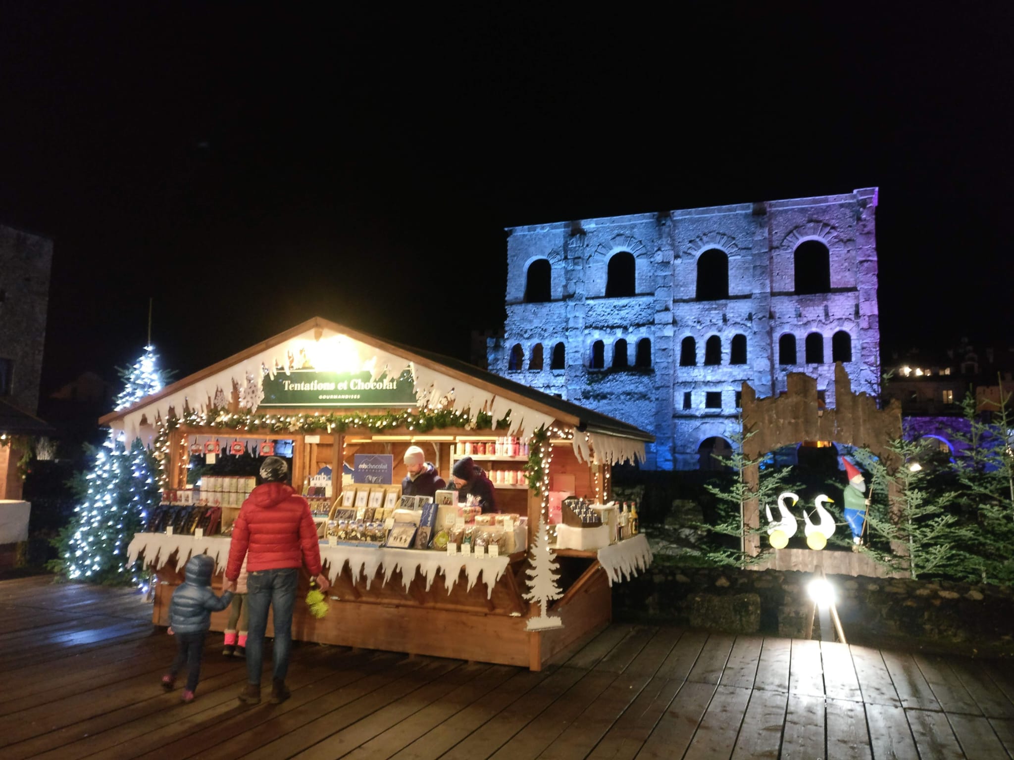Tour MARCHE’ VERT NOEL di Aosta & vetrine a Courmayeur ETLI